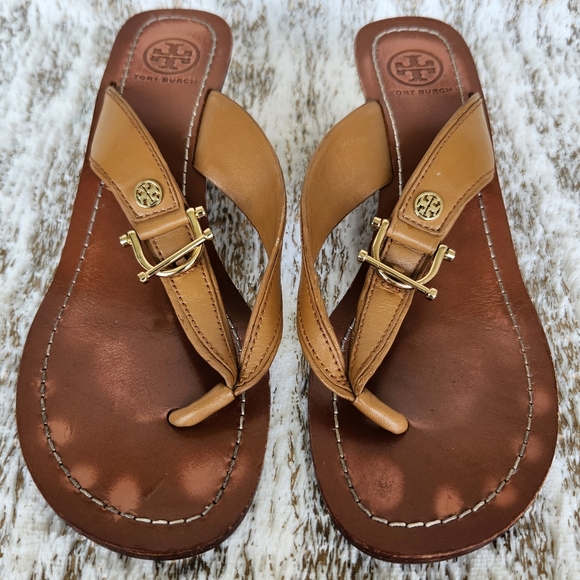 Tory Burch "Nora Mestico Wedge" Brown Leather Thong Sandal | Women's Size 7.5 - Picture 2 of 11